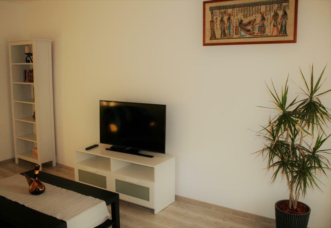 Casa Peterfi - Apartment With 3 Bedrooms And Spacious Living Room Târgu-Mureş Exterior foto