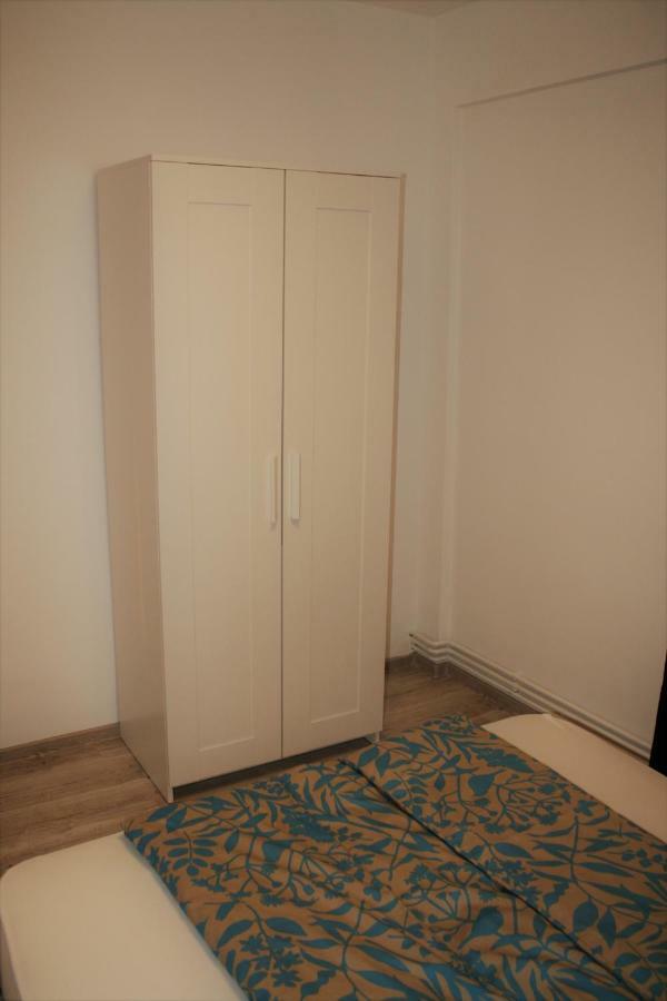 Casa Peterfi - Apartment With 3 Bedrooms And Spacious Living Room Târgu-Mureş Exterior foto